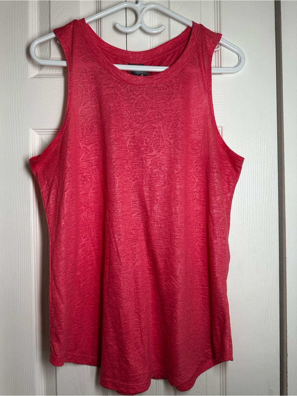 Joe Fresh Pink Sleeveless Tank with Subtle Floral Burnout size M